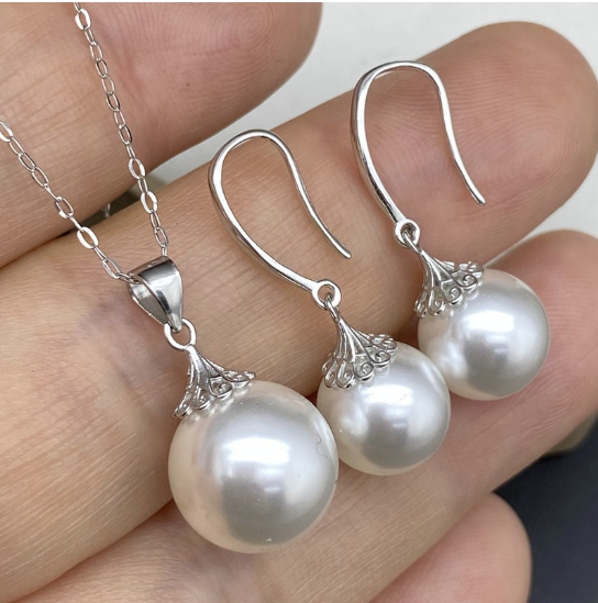 Beihai City Haicheng District Yin Man Tang Commercial Bank